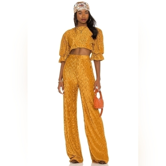 REVOLVE Pants - REVOLVE x House of Harlow 1960 Sevigny Pant in Gold sz L